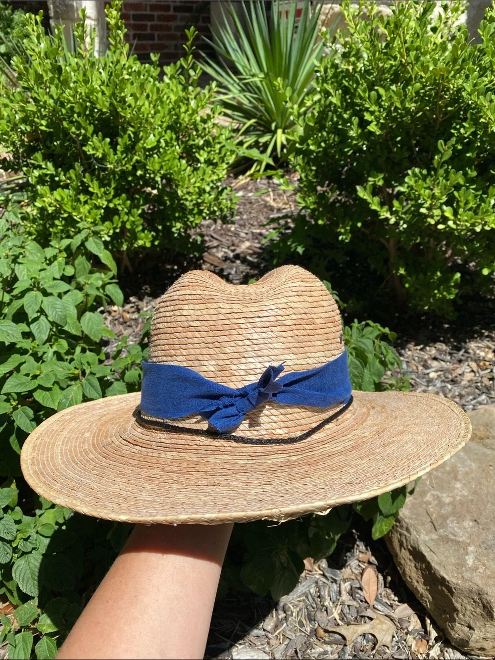 Women's Palm Leaf Straw Wide Brim Sun Hat with Blue Linen Hatband & Chinstrap